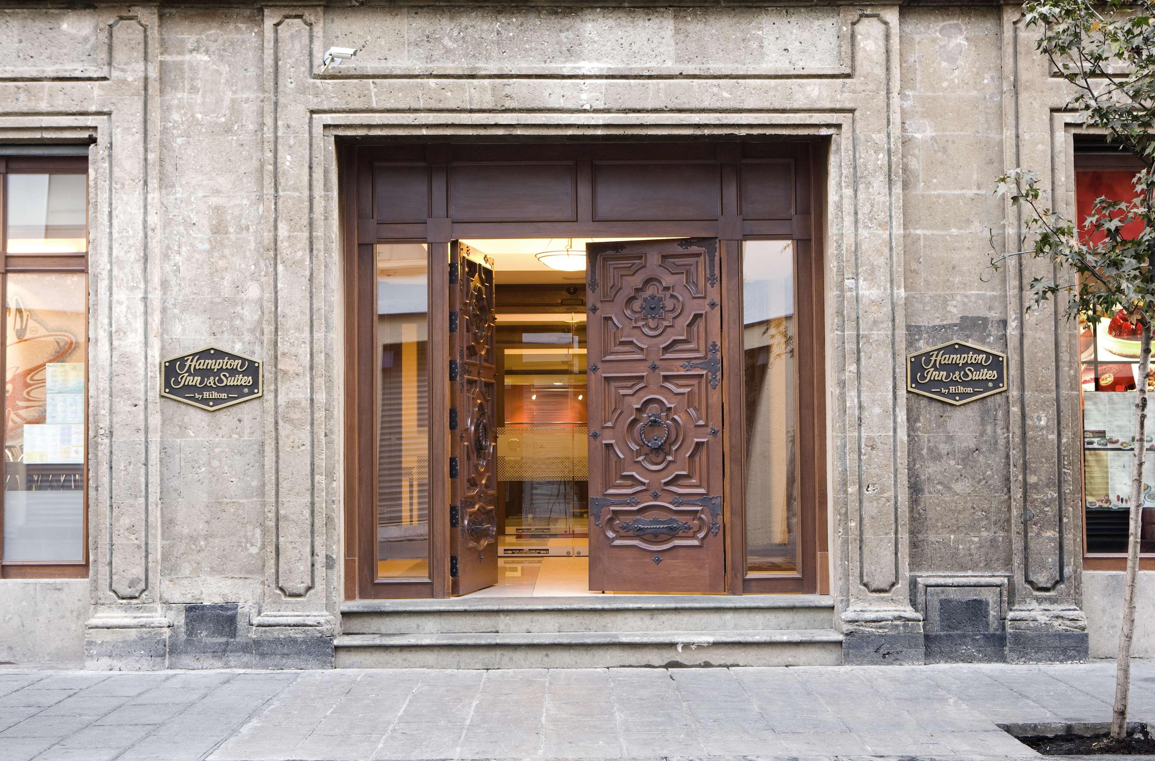 Hampton Inn & Suites Mexico City - Centro Historico Exterior foto