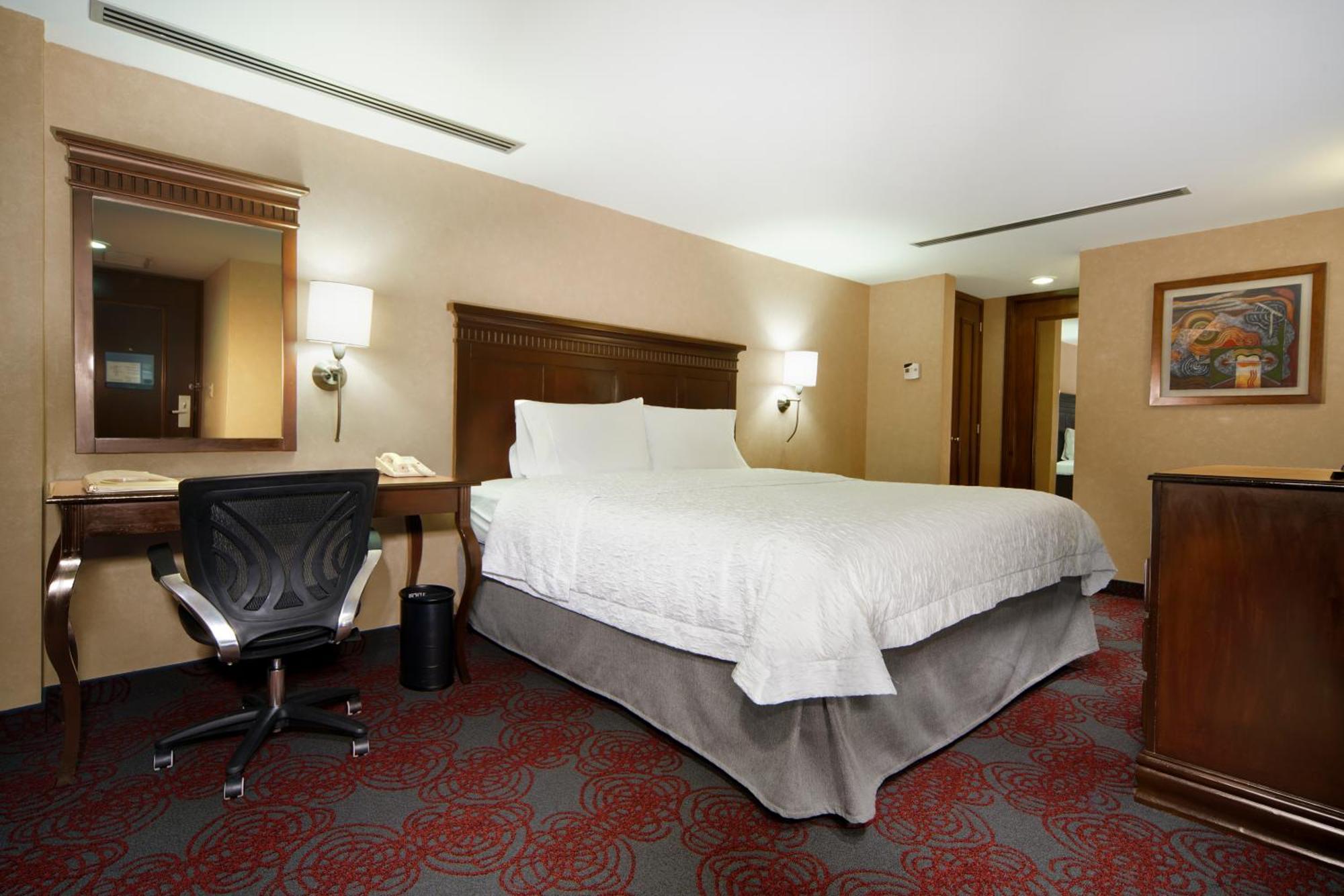 Hampton Inn & Suites Mexico City - Centro Historico Exterior foto